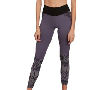 NUX Greta Romantic Brocade Leggings Gray & Black Patterned Workout Yoga Tights